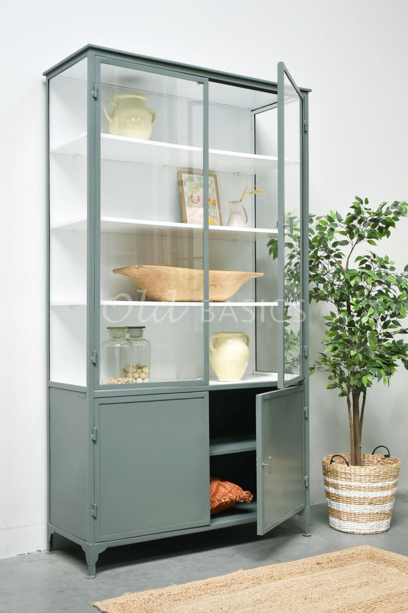 Detail van Apothekerskast Ilya Grand Lindegroen, groen, grijs, materiaal staal